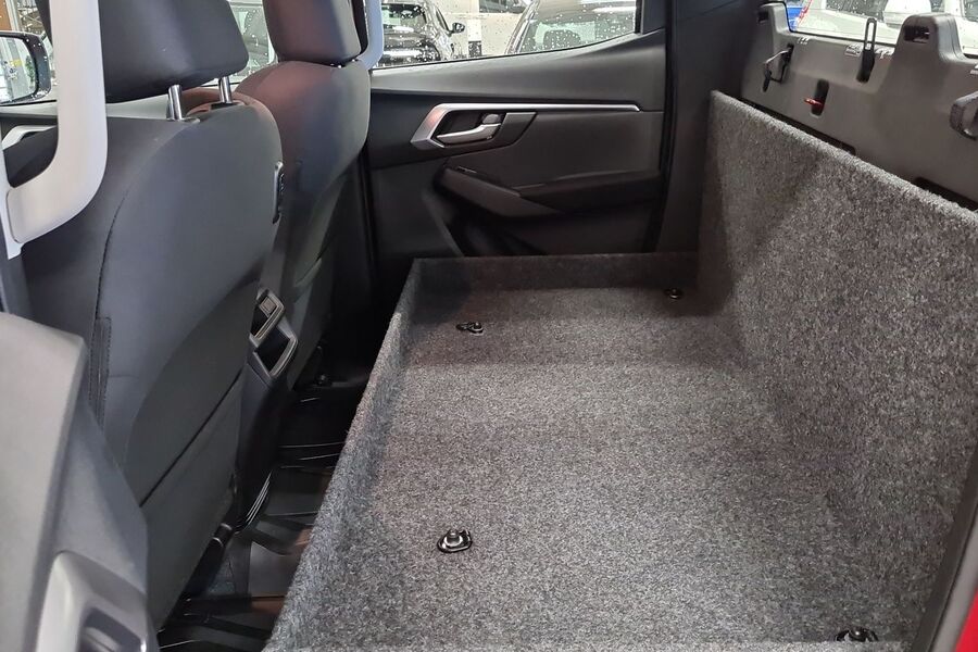 Isuzu D-Max vaihtoauto