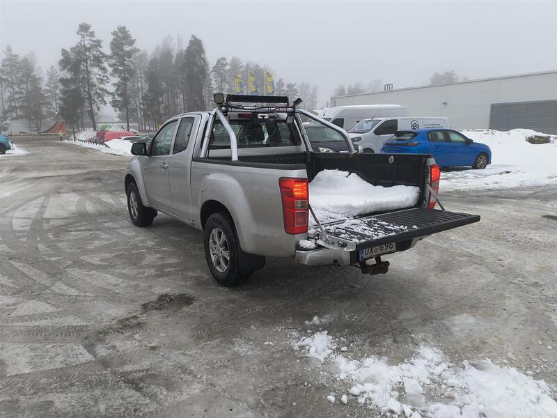 Isuzu D-Max vaihtoauto