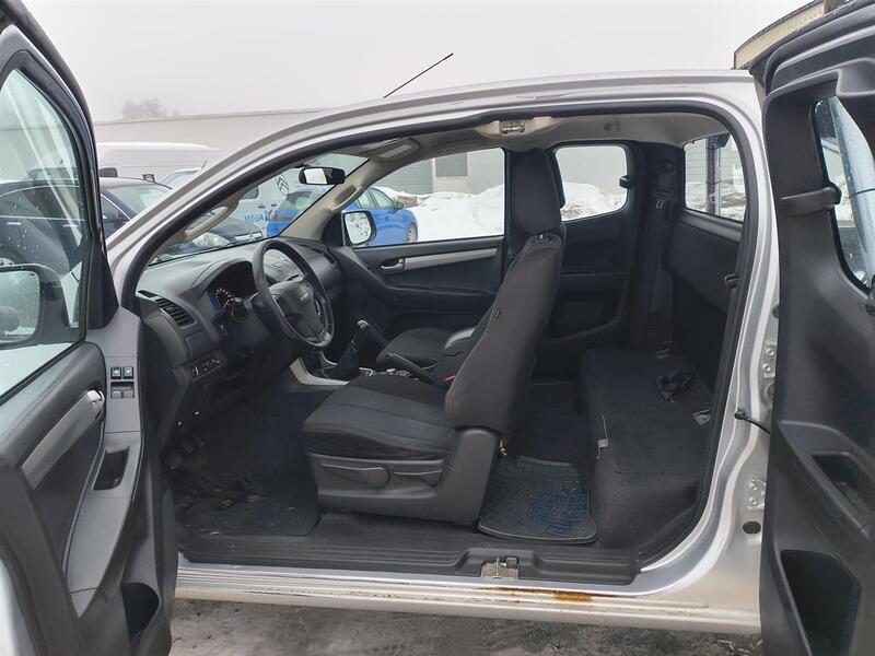 Isuzu D-Max vaihtoauto