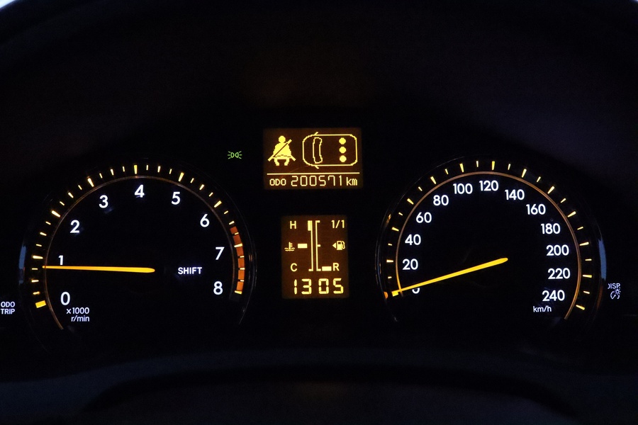 Toyota Avensis vaihtoauto