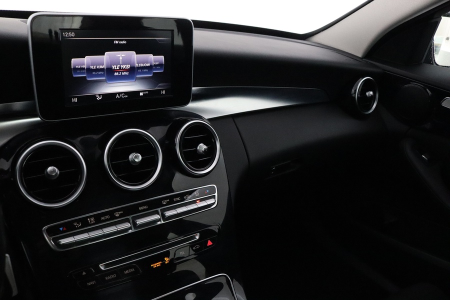 Mercedes-Benz C vaihtoauto