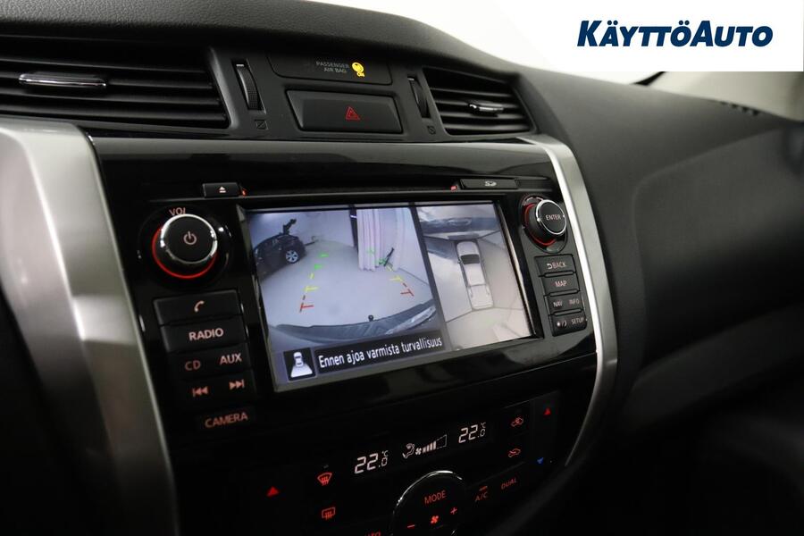 Nissan Navara vaihtoauto