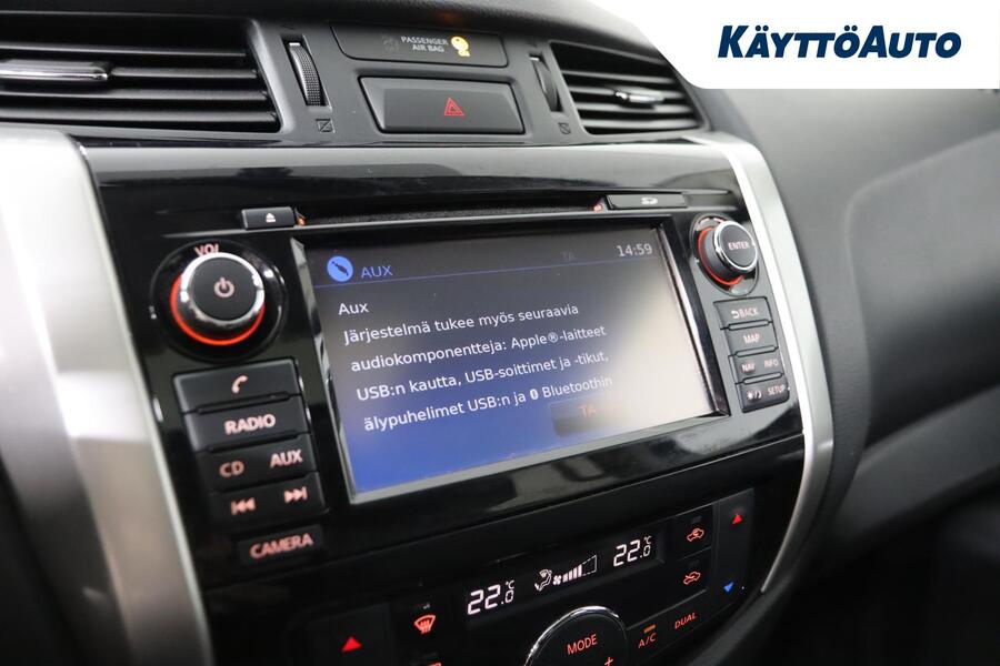 Nissan Navara vaihtoauto