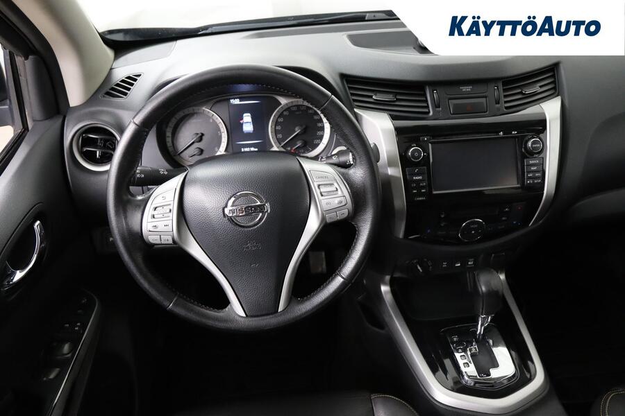 Nissan Navara vaihtoauto