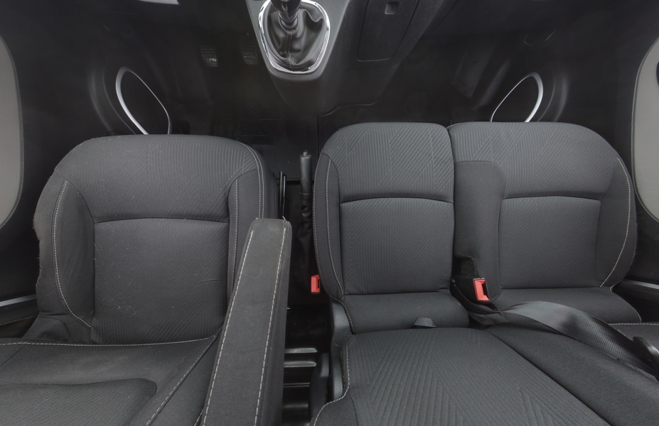 Nissan NV300 vaihtoauto