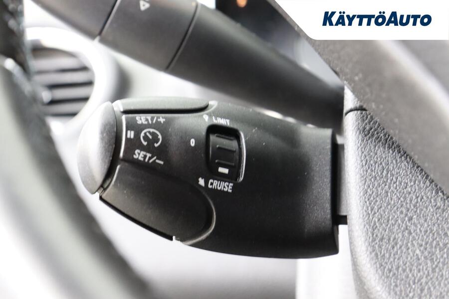 Peugeot 5008 vaihtoauto