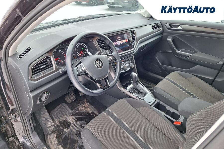 Volkswagen T-Roc vaihtoauto