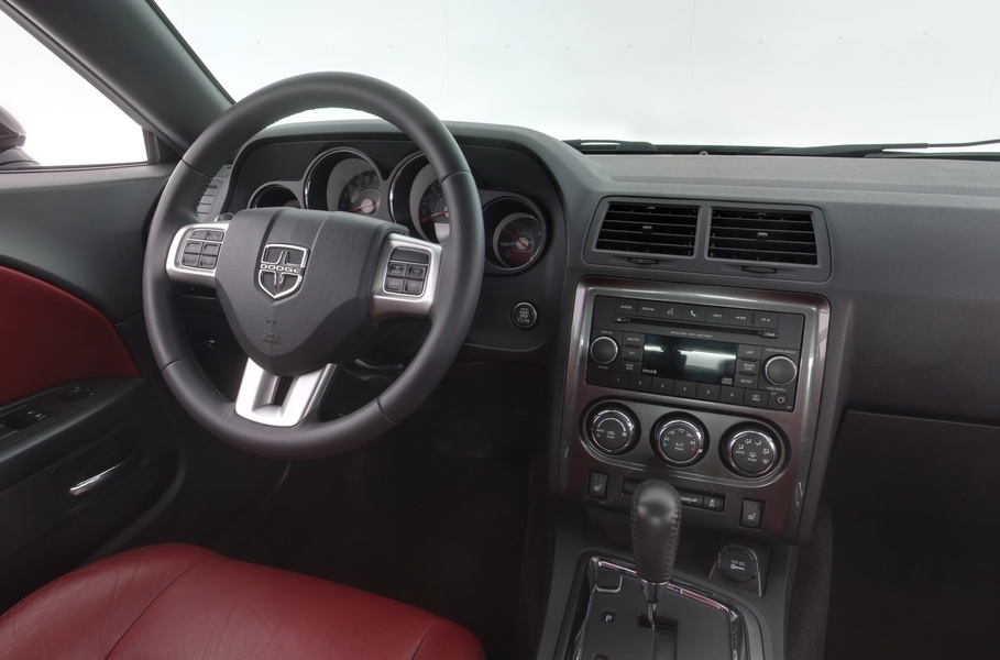 Dodge Challenger vaihtoauto