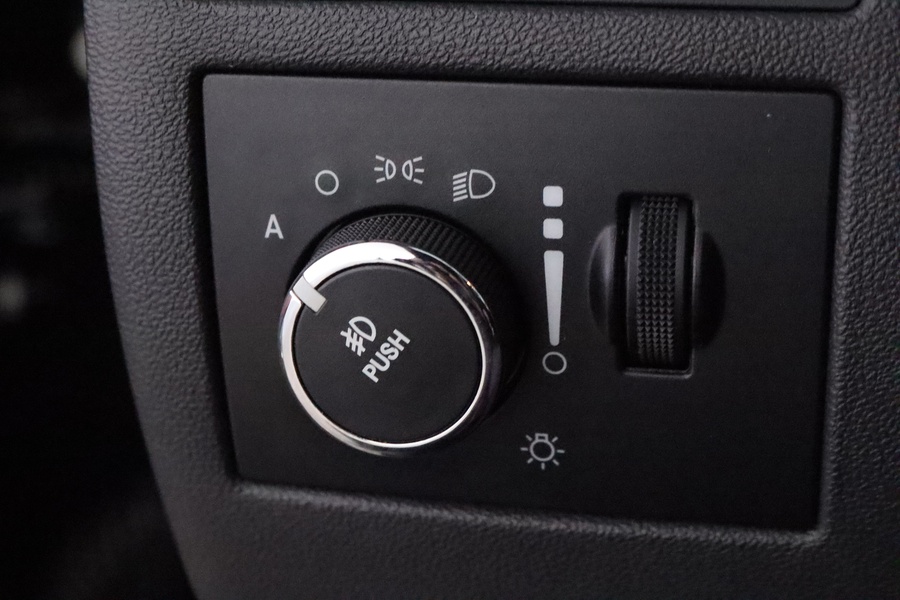 Dodge Challenger vaihtoauto