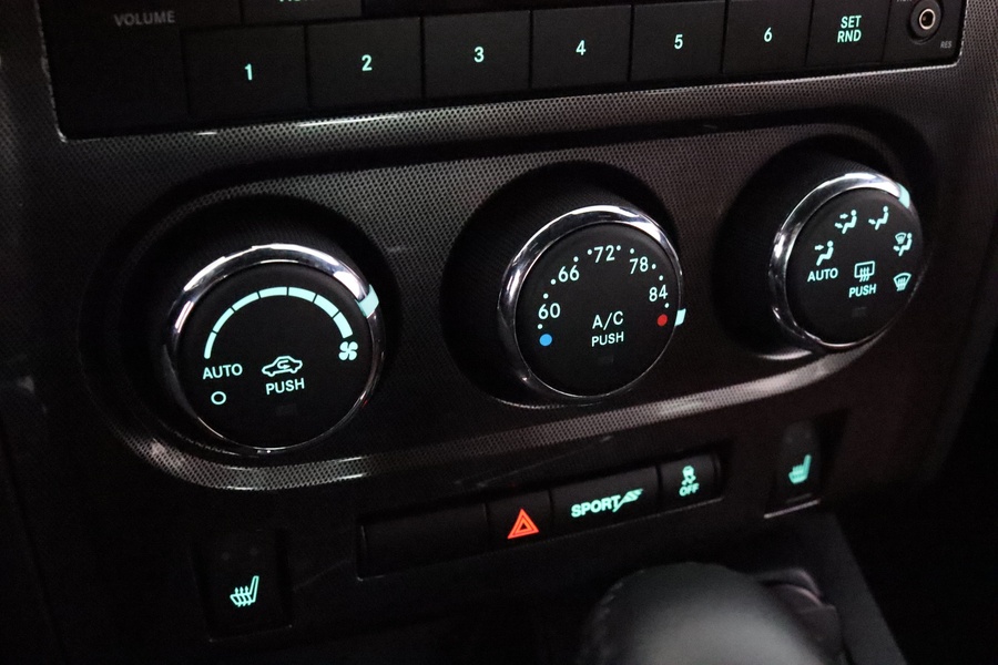 Dodge Challenger vaihtoauto