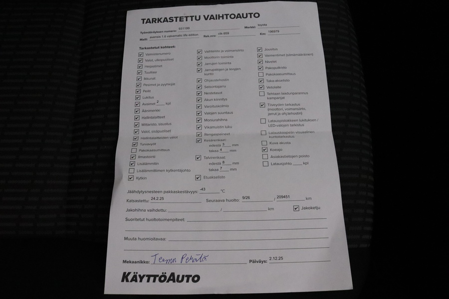 Toyota Avensis vaihtoauto