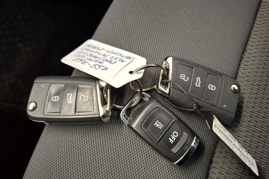 Volkswagen Golf Sportsvan vaihtoauto