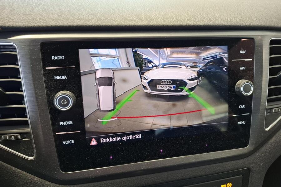 Volkswagen Golf Sportsvan vaihtoauto