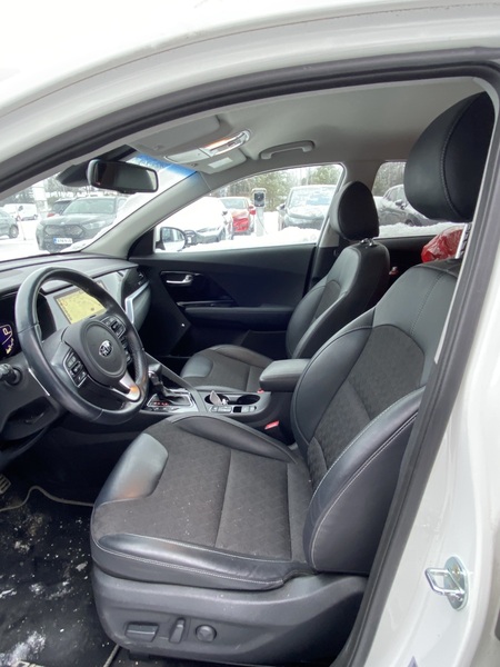Kia Niro plug-in vaihtoauto