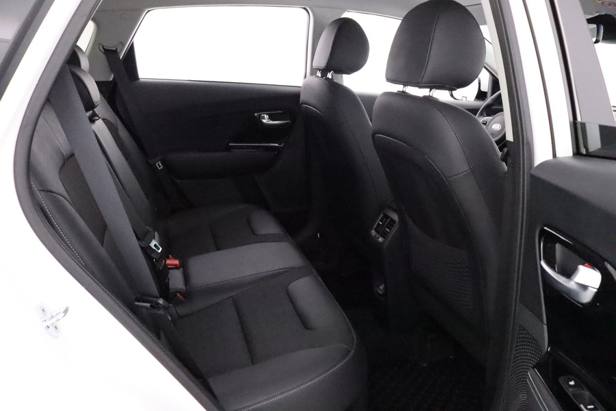 Kia Niro plug-in vaihtoauto