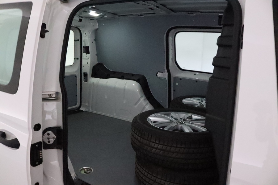 Volkswagen Caddy Maxi vaihtoauto