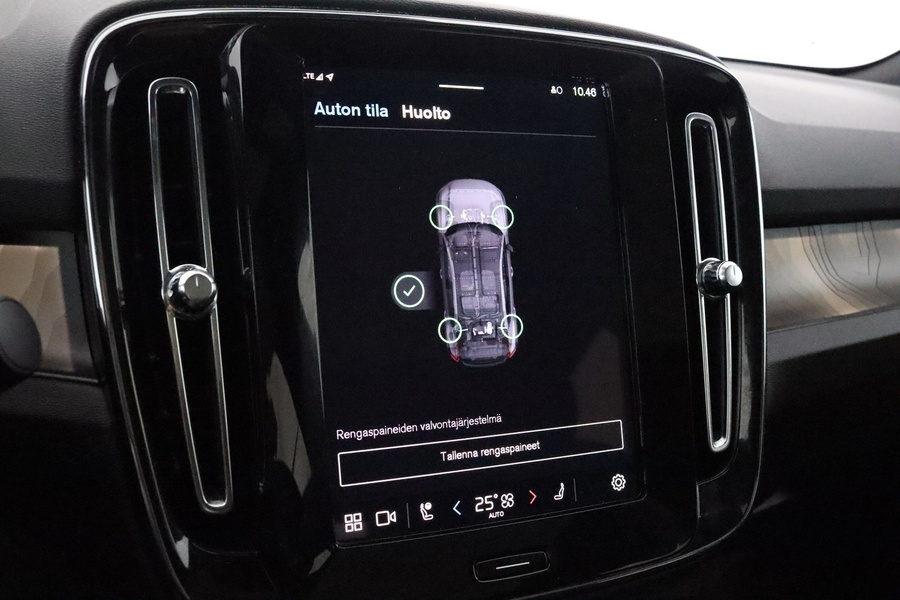 Volvo EC40 vaihtoauto