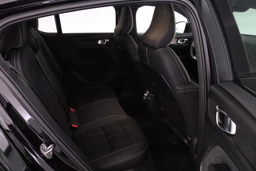 Volvo EC40 vaihtoauto