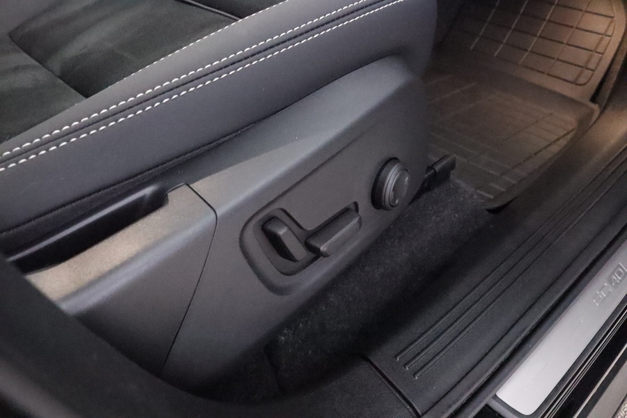 Volvo EC40 vaihtoauto