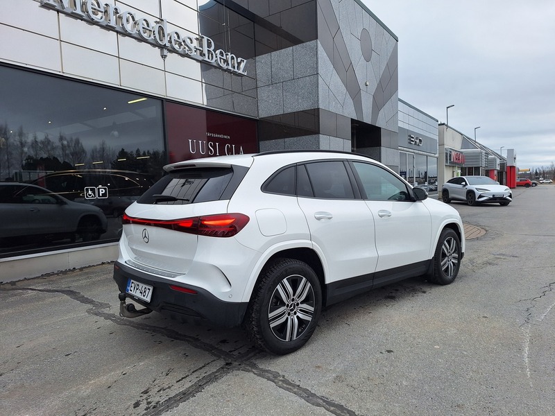 Mercedes-Benz EQA vaihtoauto