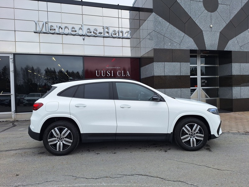 Mercedes-Benz EQA vaihtoauto