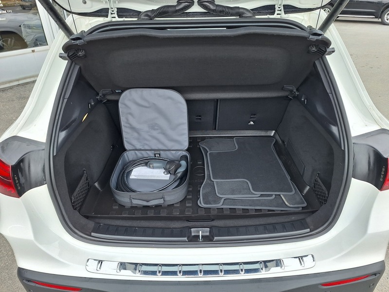 Mercedes-Benz EQA vaihtoauto