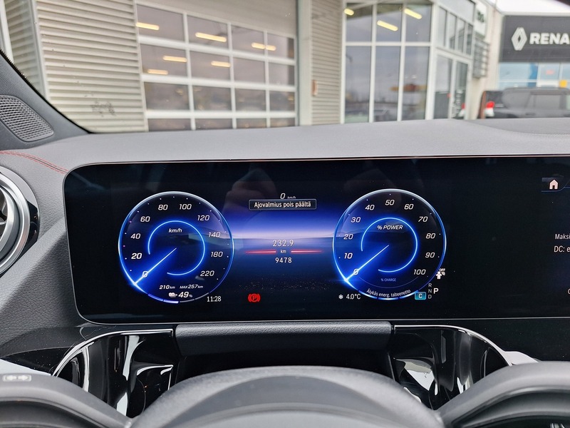 Mercedes-Benz EQA vaihtoauto