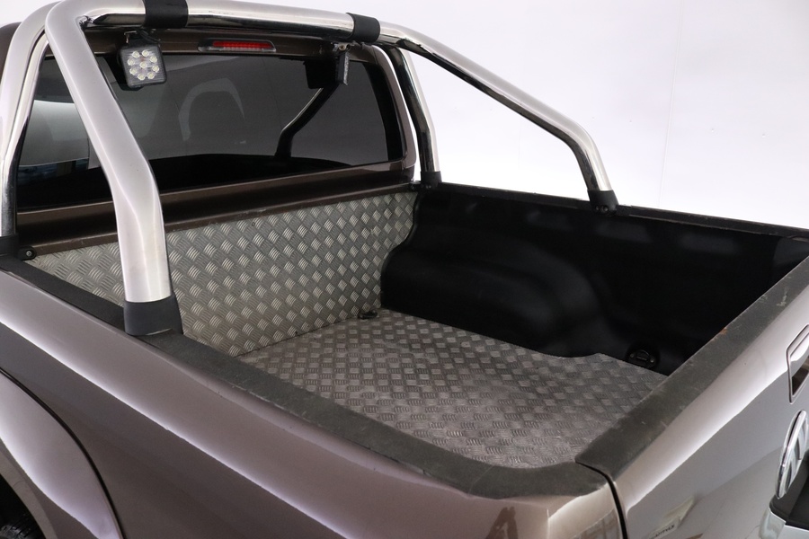 Volkswagen Amarok vaihtoauto