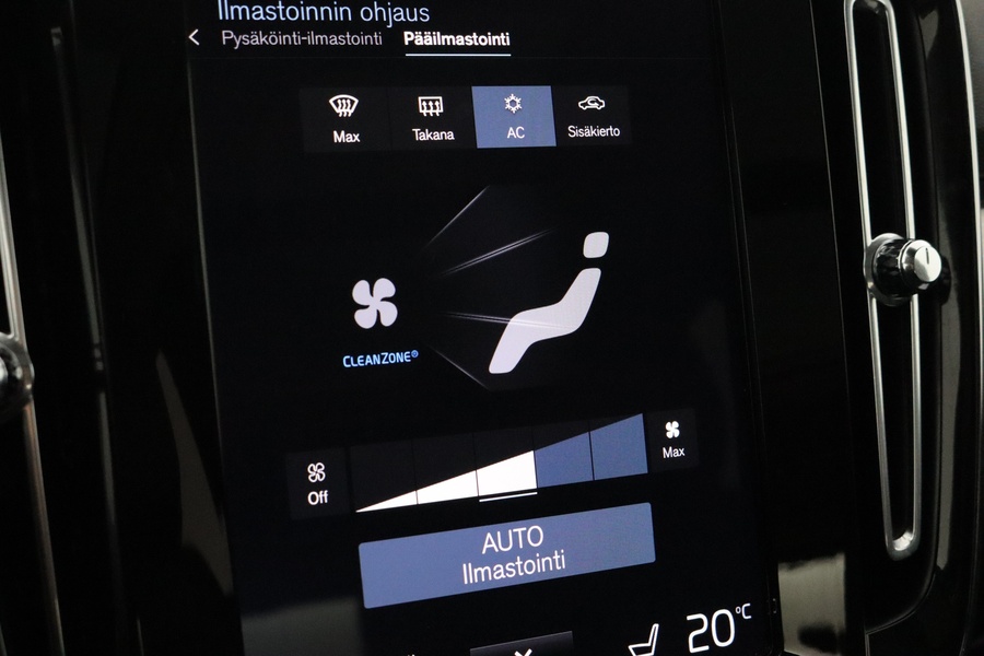 Volvo XC40 vaihtoauto