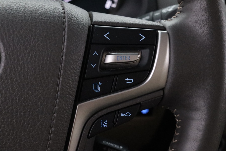 Toyota Land Cruiser vaihtoauto