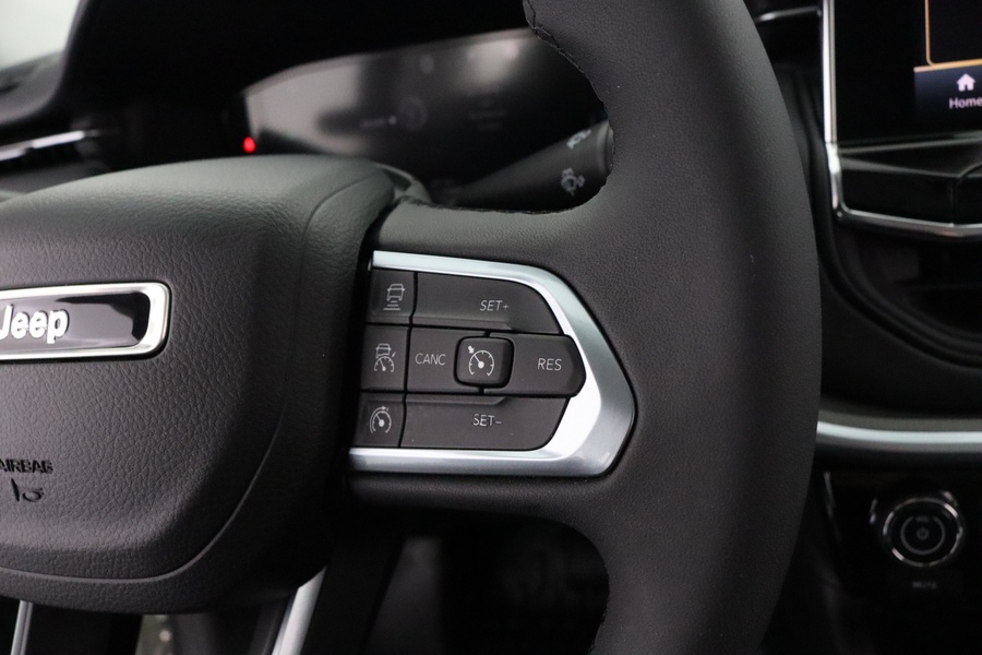 Jeep Compass vaihtoauto