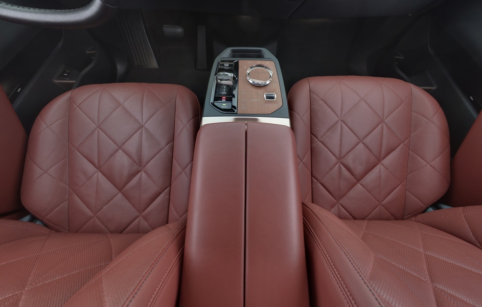 BMW iX vaihtoauto