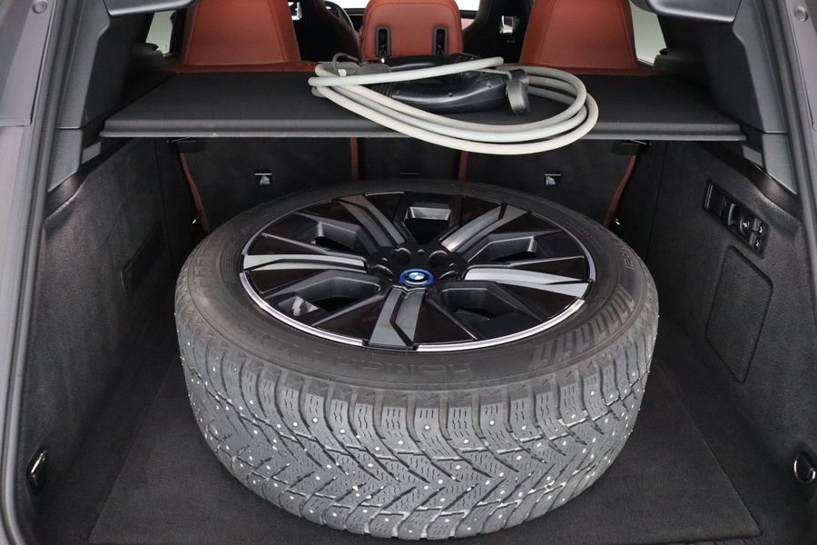 BMW iX vaihtoauto