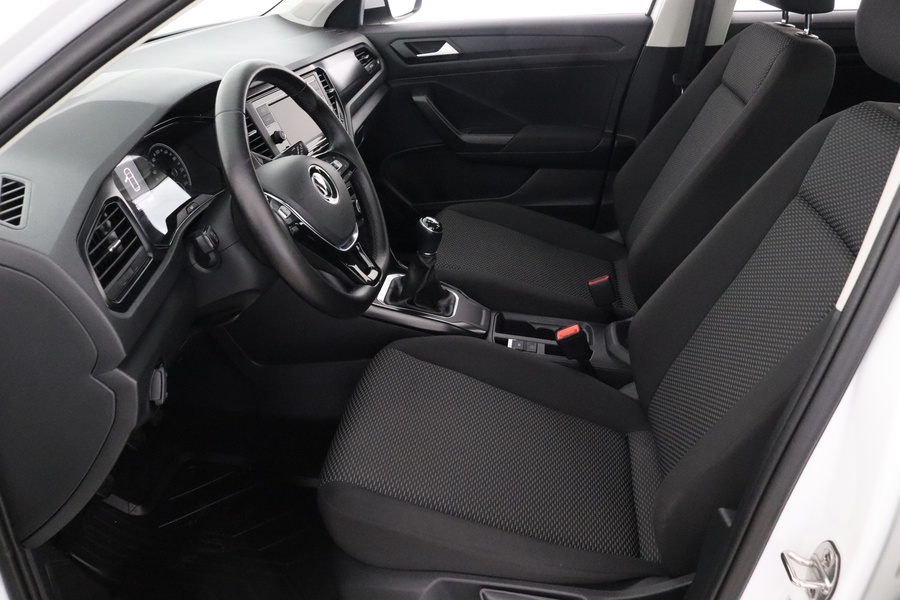 Volkswagen T-Roc vaihtoauto