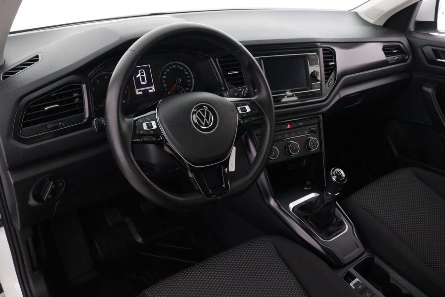 Volkswagen T-Roc vaihtoauto