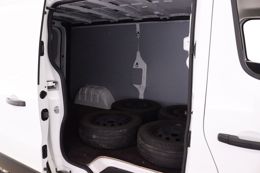 Nissan NV300 vaihtoauto