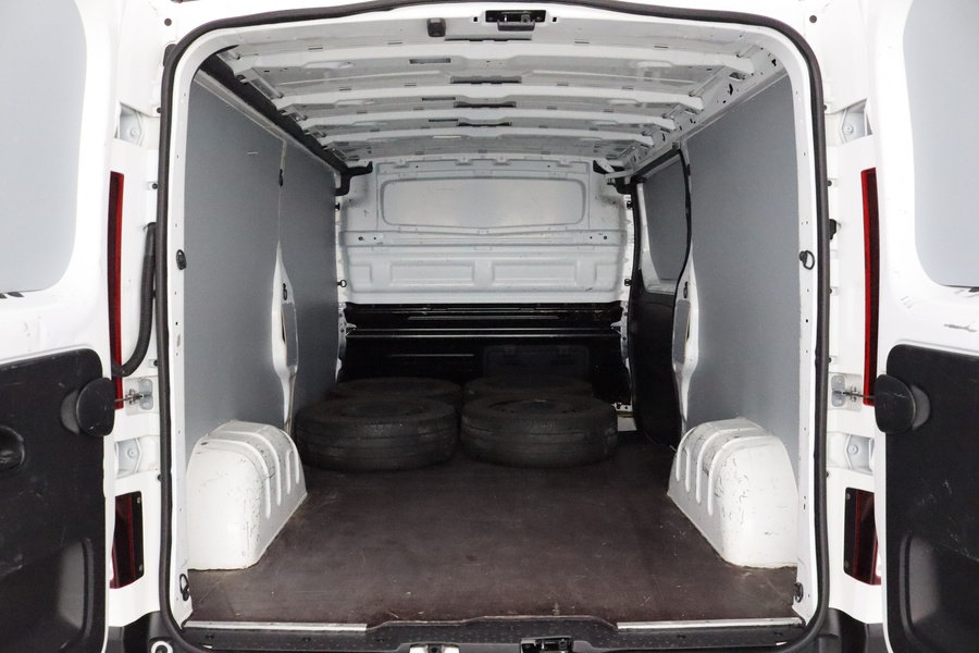 Nissan NV300 vaihtoauto