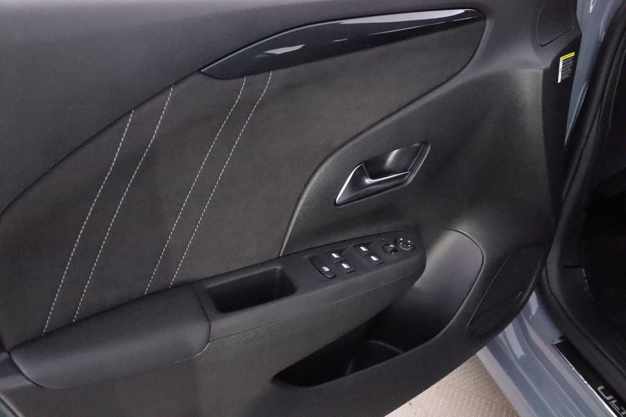 Opel Corsa-e vaihtoauto