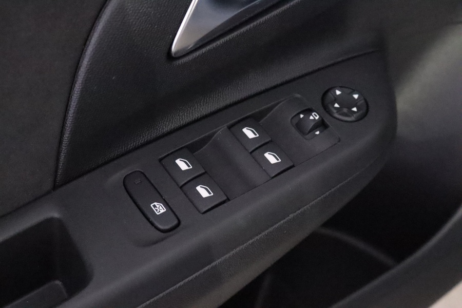 Opel Corsa-e vaihtoauto