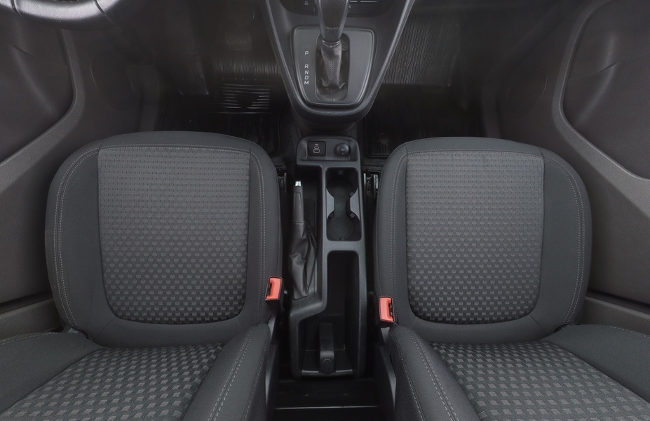 Ford Transit Connect vaihtoauto