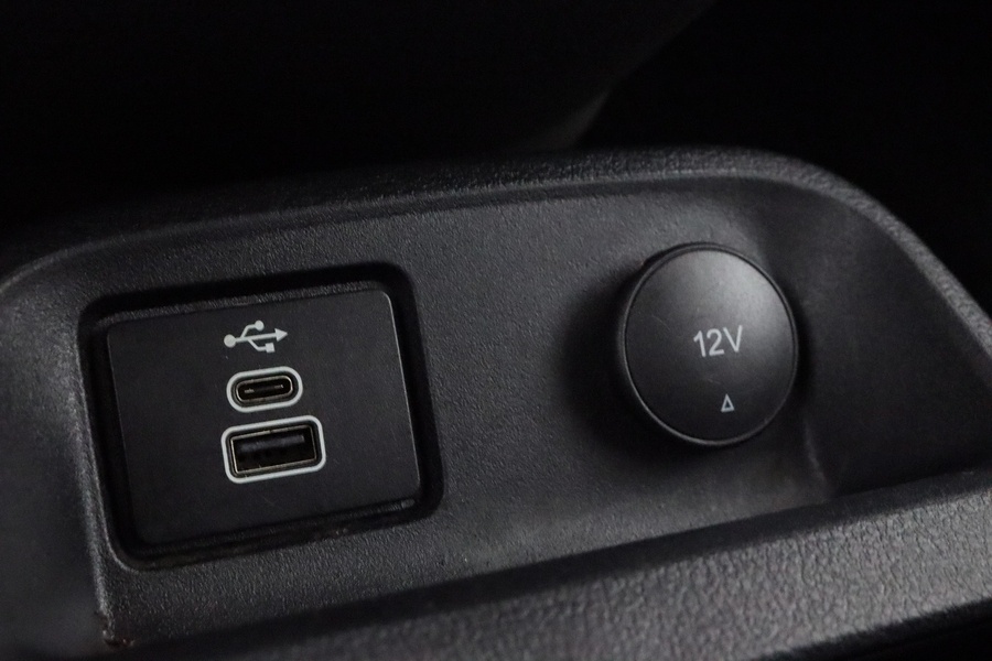 Ford Transit Connect vaihtoauto