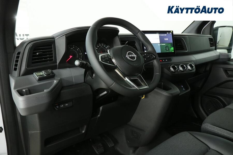 Nissan Interstar vaihtoauto