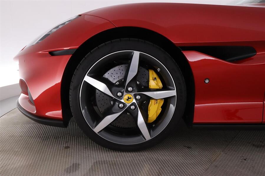 Ferrari Portofino vaihtoauto