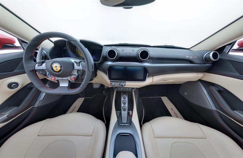 Ferrari Portofino vaihtoauto