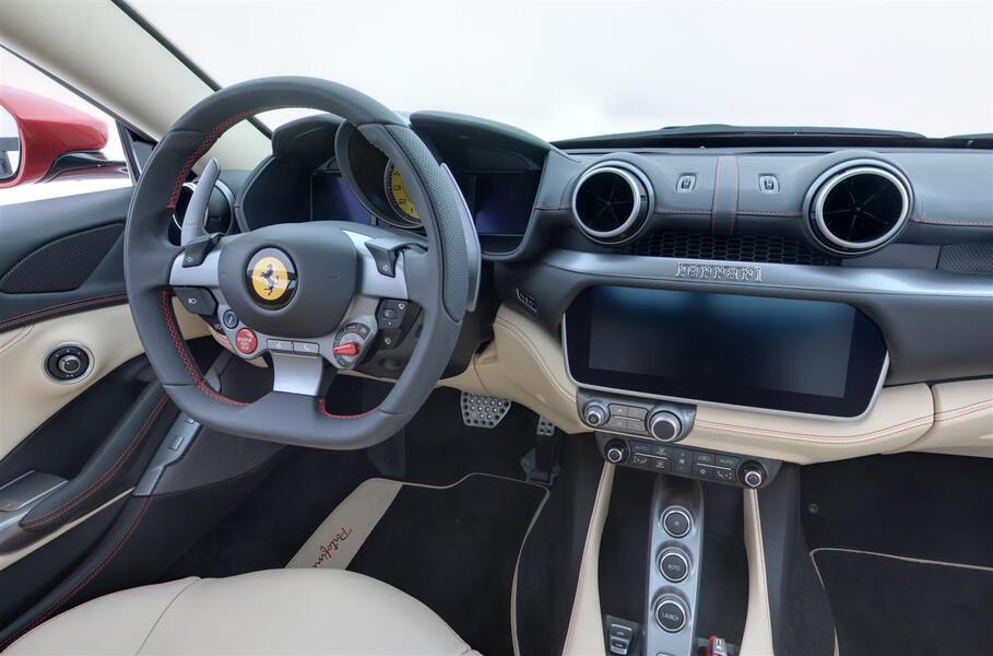 Ferrari Portofino vaihtoauto