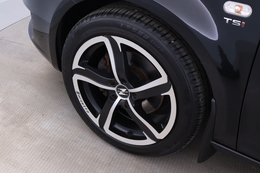 SEAT Leon vaihtoauto