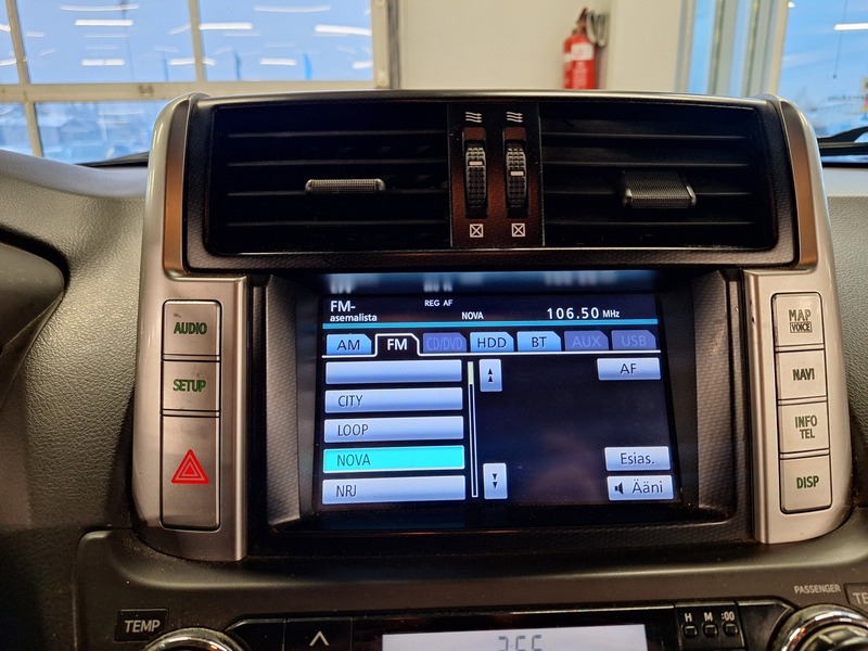 Toyota Land Cruiser vaihtoauto