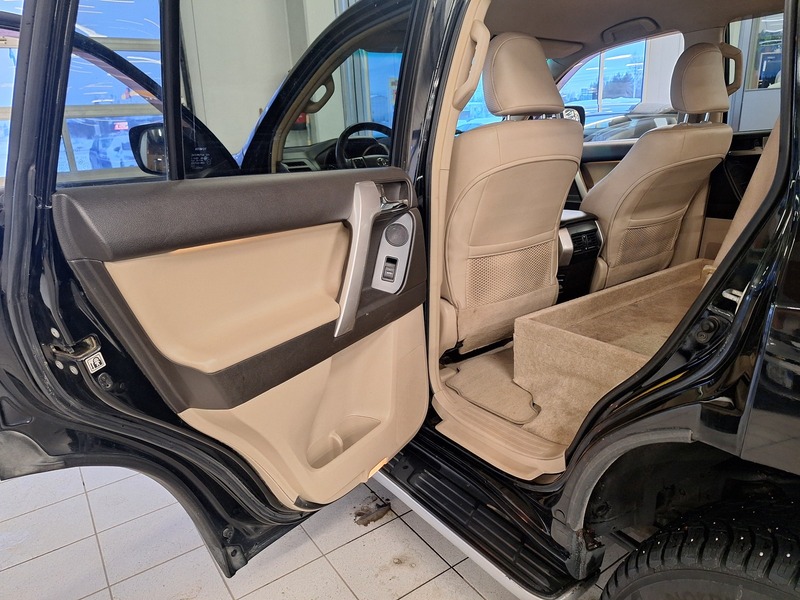 Toyota Land Cruiser vaihtoauto