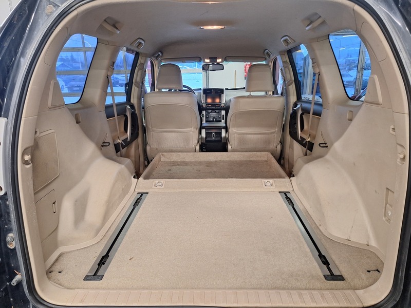 Toyota Land Cruiser vaihtoauto