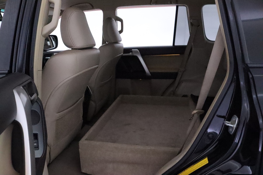 Toyota Land Cruiser vaihtoauto